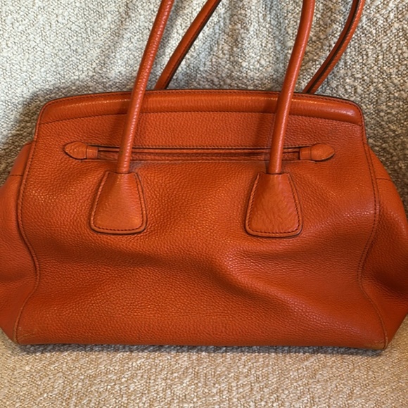 Prada leather bag - Picture 2 of 4